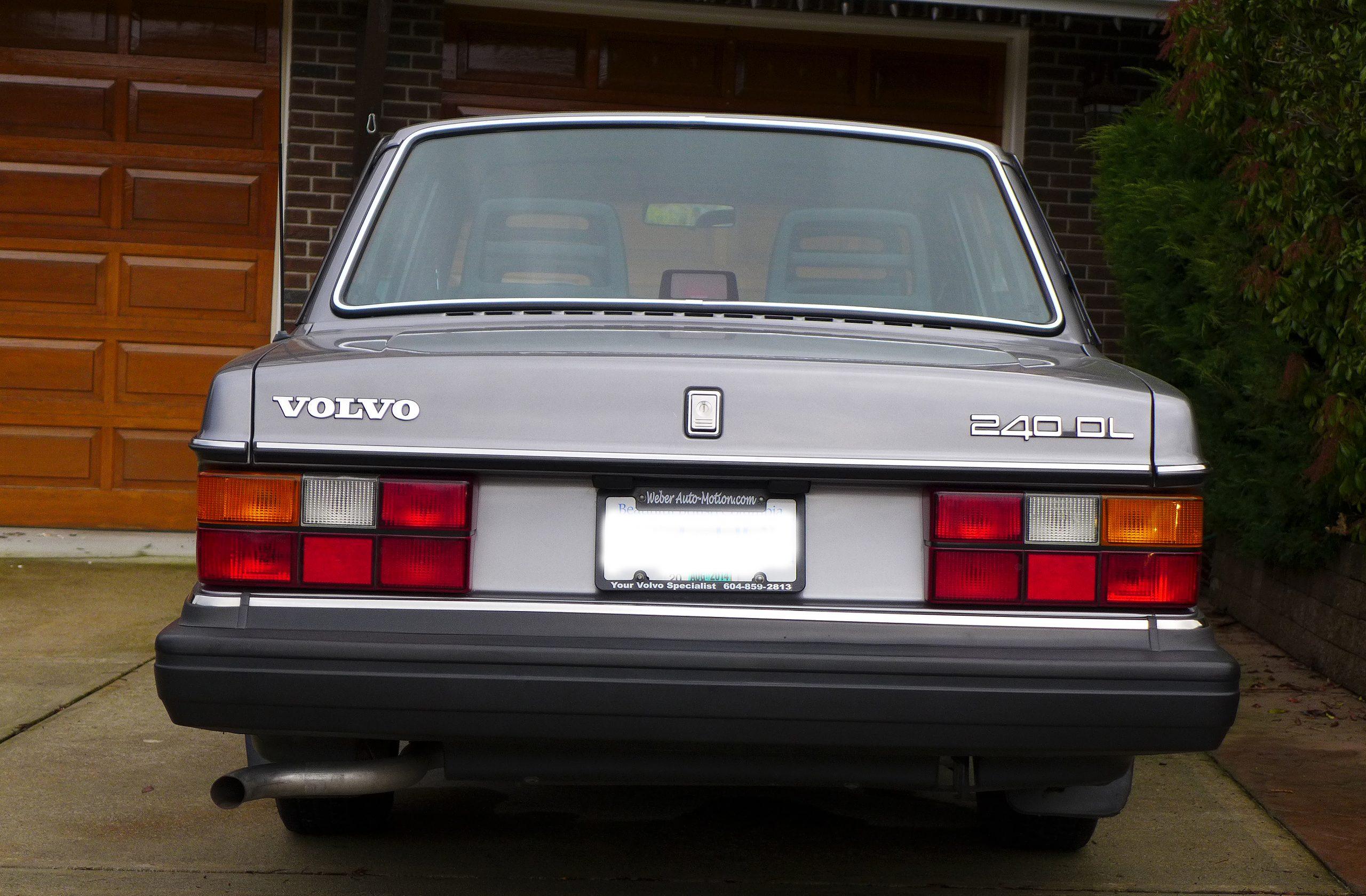 1989-240-dl-volvo_30108610817_o